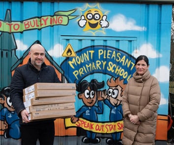 James Cash Managing Director Superfast IT and Mrs Helen Robinson Head Teacher at Mount Pleasant Primary School